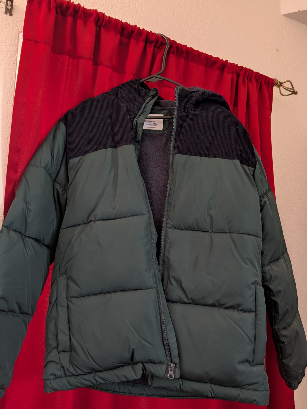 Men's Hooded Puffer Jacket in Dark Green and Black